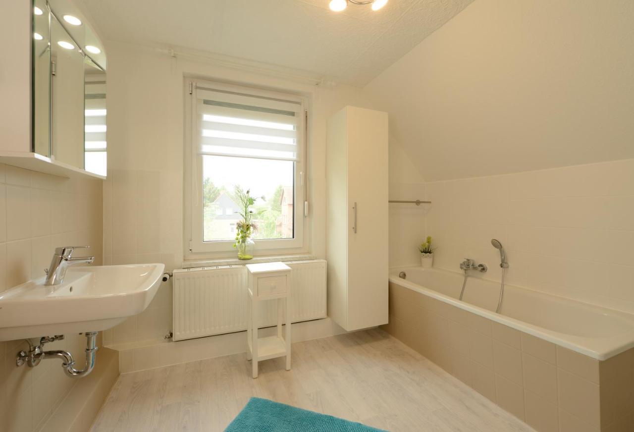 Ferienwohnung Seestern Fuer 6 Personen Mit Kamin & Terrasse Boltenhagen  Ngoại thất bức ảnh
